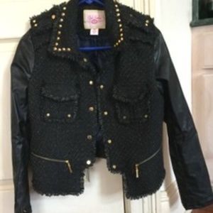 Black tweed jacket with leatherette sleeves.